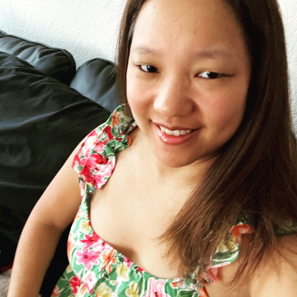 πΈ Welcome to my Boutique πΈ - Picture 9 of 16